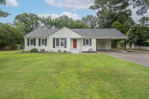 670 Peterson Lake Rd, Collierville, TN, 38017-1849 | Card Image
