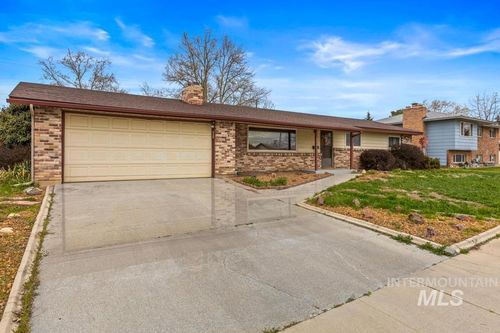 7304 W Cedarwood Dr, Boise, ID, 83709-1831 | Card Image