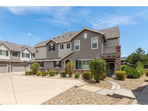 9068 E Phillips Dr, Englewood, CO, 80112 | Card Image
