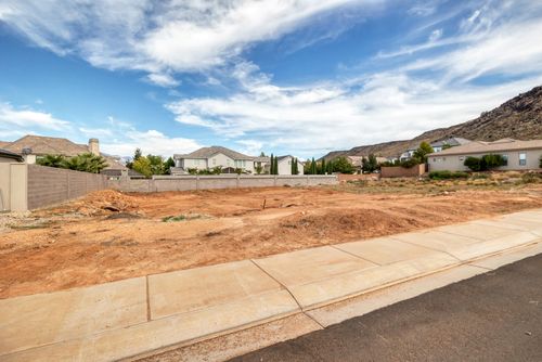 3364 W 2310 S, Hurricane, UT, 84737-5508 | Card Image