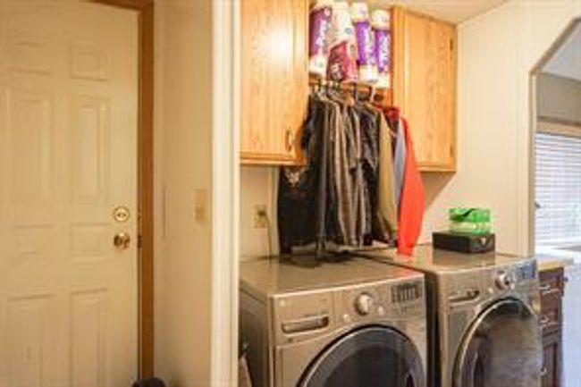 28 - 5800 46 St, Home with 2 bedrooms, 1 bathrooms and 2 parking in Olds AB | Image 15
