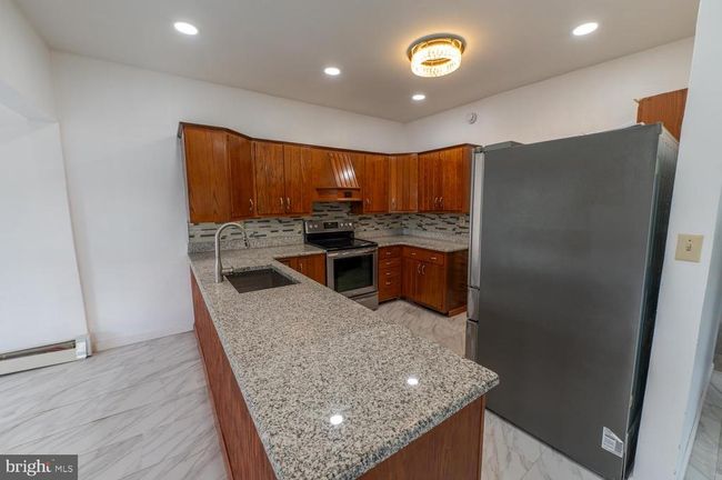 4242 Dillingersville Rd, House other with 5 bedrooms, 3 bathrooms and null parking in ZIONSVILLE PA | Image 5
