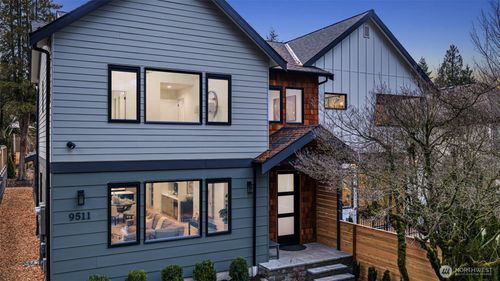 9511 132nd Ave Ne, Kirkland, WA, 98033-5212 | Card Image