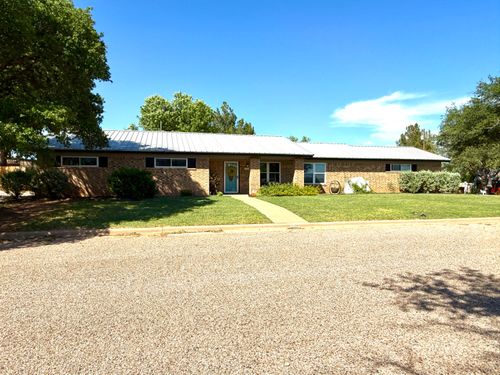 534 Overland Trail, Robert Lee, TX, 76945 | Card Image