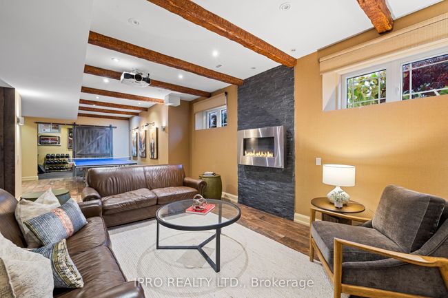 24 Bluff Trail, House other with 5 bedrooms, 7 bathrooms and 3 parking in Nobleton ON | Image 32