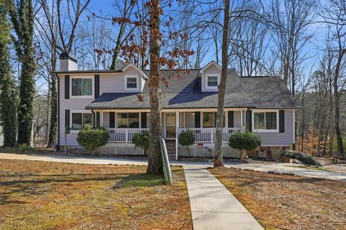 8804 Willow Creek Ct, Douglasville, GA, 30135-1676 | Card Image