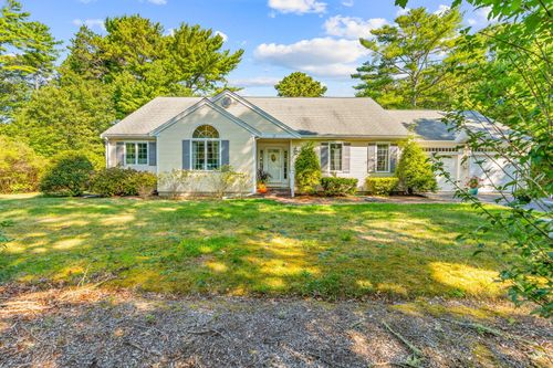 12 Yardarm Dr, Mashpee, MA, 02649-3658 | Card Image