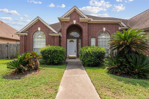 3339 Tenaha Dr, Houston, TX, 77014-2865 | Card Image