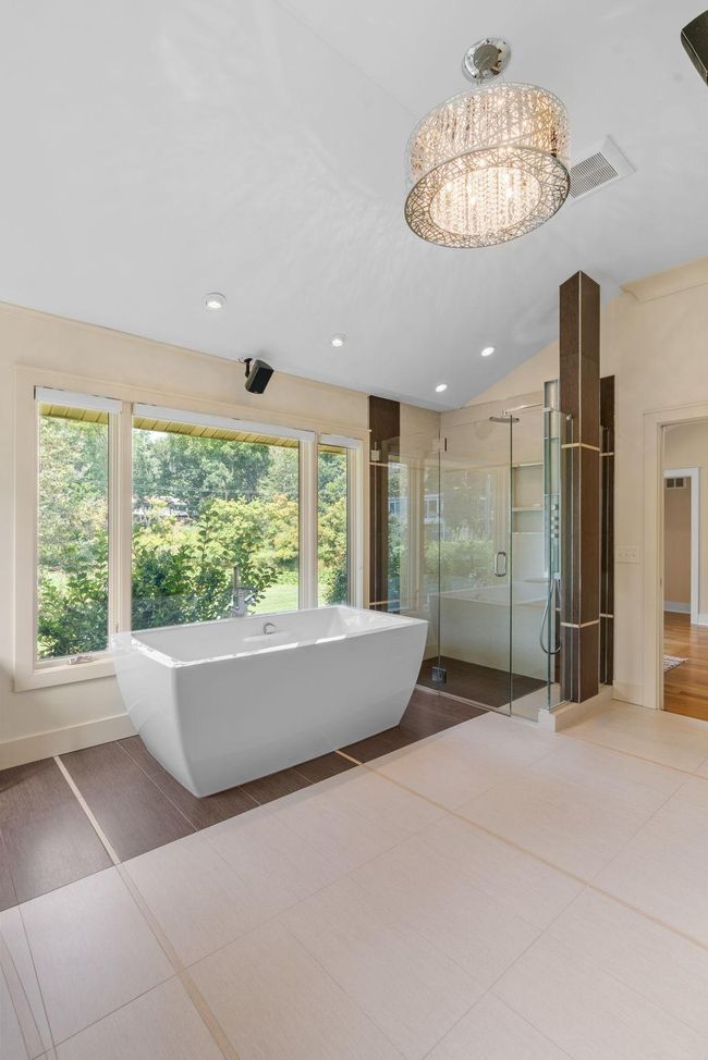 4 W Shore Rd, House other with 3 bedrooms, 4 bathrooms and null parking in NORTH OAKS MN | Image 32