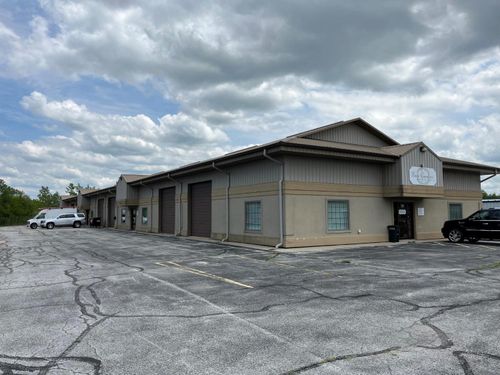 758 N Madison St, Crown Point, IN, 46307-8210 | Card Image