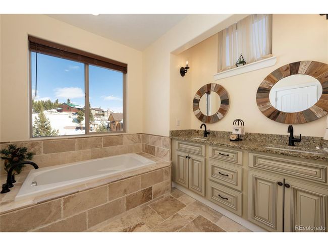304 County Road 424, House other with 3 bedrooms, 3 bathrooms and null parking in Grand Lake CO | Image 21