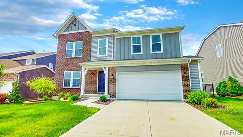 705 Myatt Dr, Wentzville, MO, 63385-4651 | Card Image