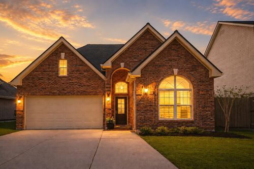 1610 Du Barry Ln, Houston, TX, 77018-5851 | Card Image