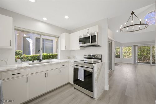 7012 Bright Springs Ct, Las Vegas, NV, 89113-1343 | Card Image