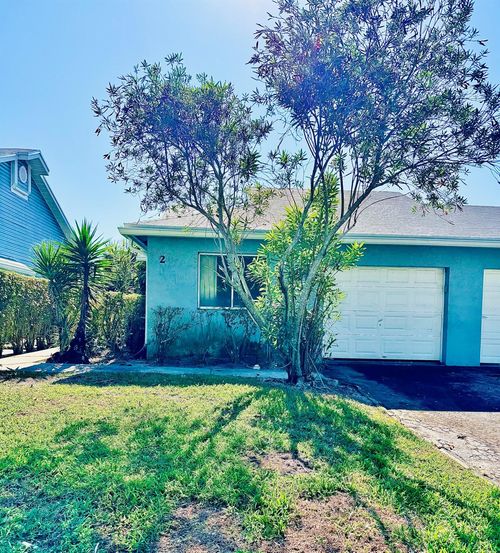 10-3795 Island Club Cir E, Lake Worth, FL, 33462-2182 | Card Image
