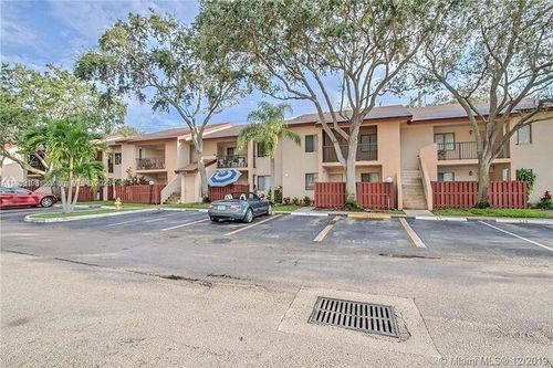 apt-f9-7951 Southgate Blvd, North Lauderdale, FL, 33068-1141 | Card Image