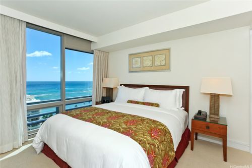 2122-223 Saratoga Rd, Honolulu, HI, 96815-1942 | Card Image