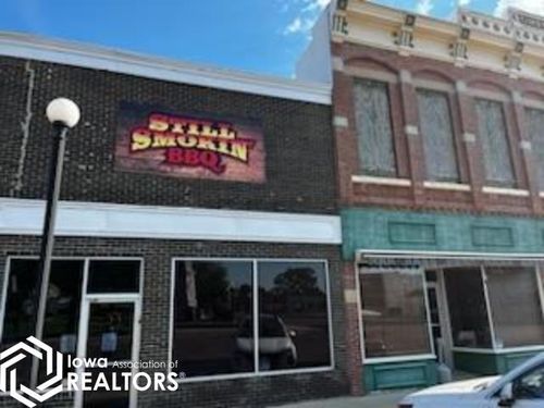 102 W Madison St, Mount Ayr, IA, 50854-1645 | Card Image