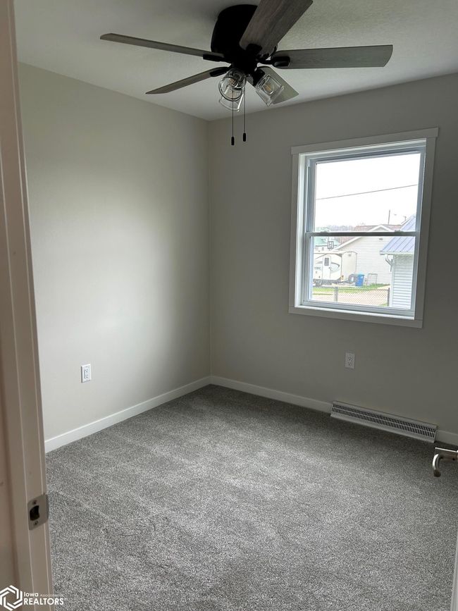 906 4 Th St, Home with 4 bedrooms, 2 bathrooms and 6 parking in Victor IA | Image 16