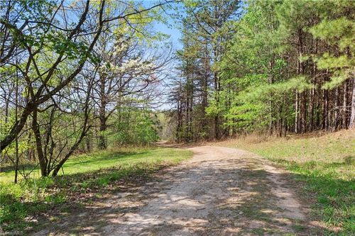 4675 Hickory Nut Ridge Rd, Granite Falls, NC, 28630-8208 | Card Image