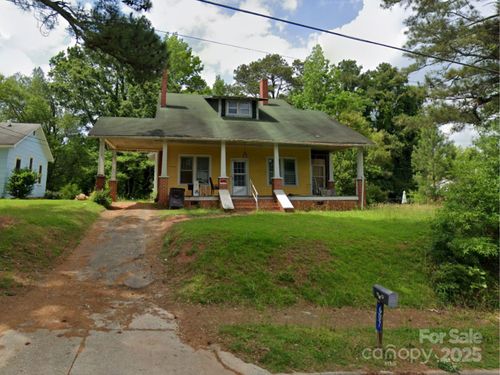 607 Lee Ave, Wadesboro, NC, 28170-2214 | Card Image
