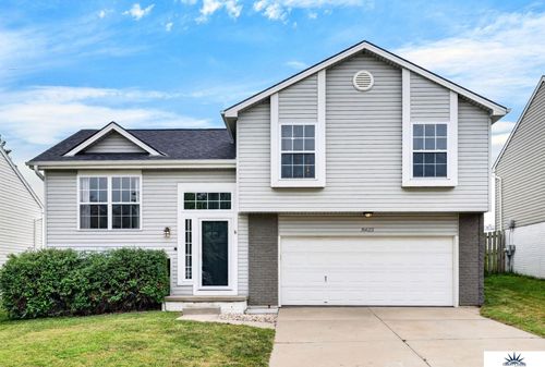 16623 Patrick Avenue, Omaha, NE, 68116 | Card Image