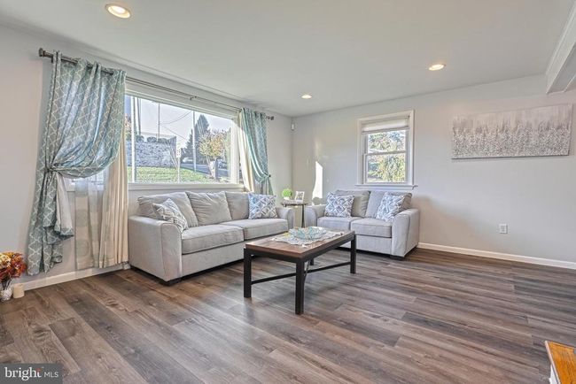 580 W Areba Ave, House other with 4 bedrooms, 2 bathrooms and null parking in HERSHEY PA | Image 9