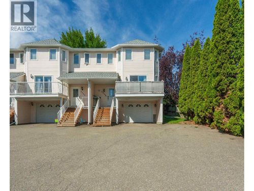 3327 Westwood Dr, Prince George, BC, V2N1S4 | Card Image