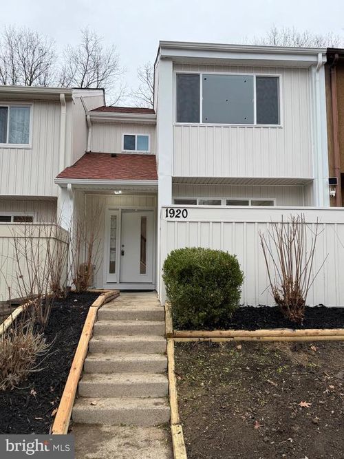 1920 Old Post Ter, WOODBRIDGE, VA, 22191-3823 | Card Image