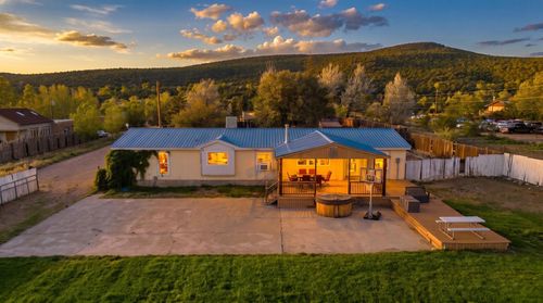 3 Camino Anastacio, Arroyo Hondo, NM, 87513 | Card Image