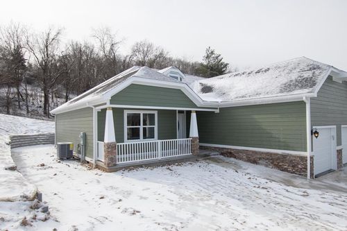 18505-A Keeneland Lane, Abingdon, VA, 24211 | Card Image