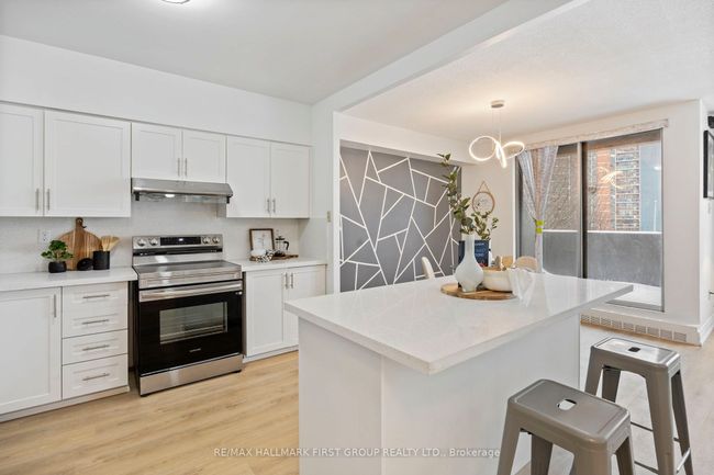 402 - 1705 Mccowan Rd, Condo with 2 bedrooms, 2 bathrooms and 1 parking in Scarborough ON | Image 9