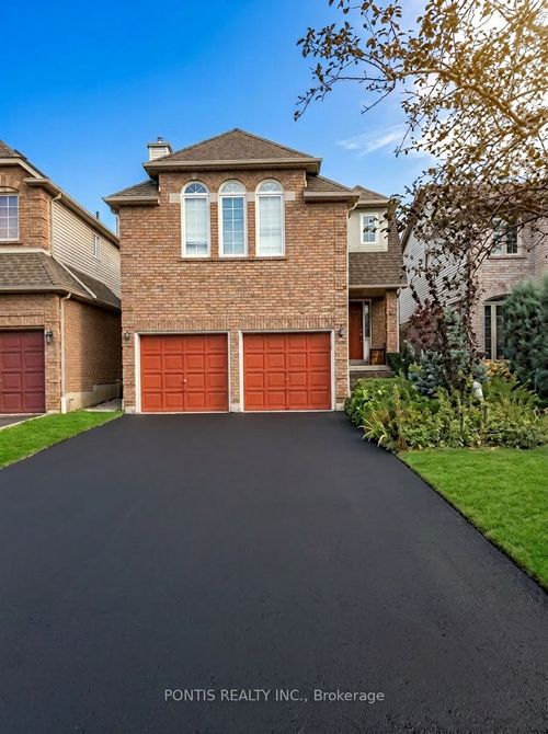 2538 Raglan Crt, Mississauga, ON, L5M5L5 | Card Image