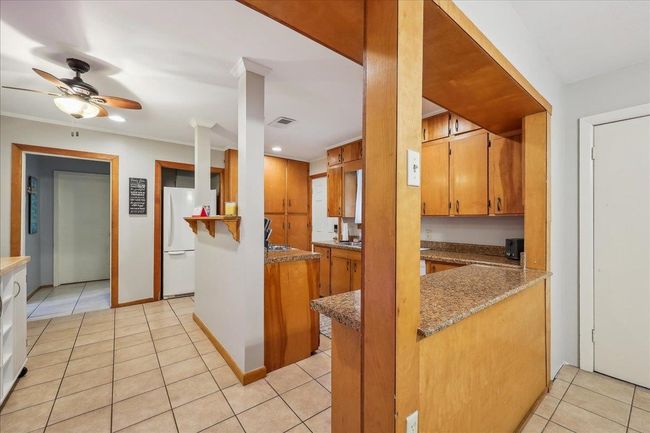 1945 N 23 Rd St, House other with 3 bedrooms, 2 bathrooms and null parking in Beaumont TX | Image 12