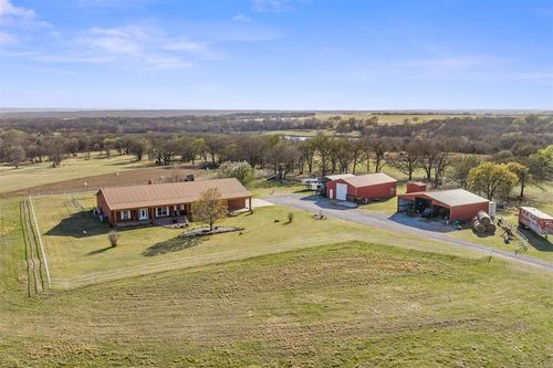 28256 N County Road 3210, Wynnewood, OK, 73098-9390 | Card Image