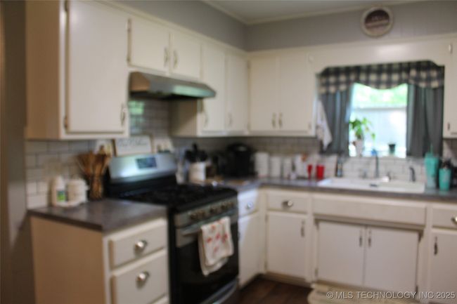 630 S Oyama St, House other with 3 bedrooms, 2 bathrooms and null parking in Kiowa OK | Image 14
