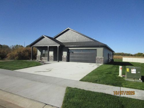 1804 Sunny Pl Se, Pine Island, MN, 55963-2817 | Card Image