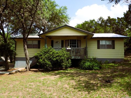 448 White Bass Dr, Lakehills, TX, 78063-6448 | Card Image