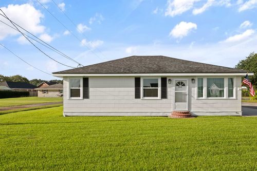 19241 Highway 643, Vacherie, LA, 70090-3403 | Card Image