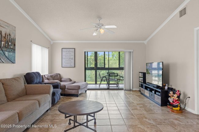 6572 River Run Blvd, Condo with 2 bedrooms, 2 bathrooms and null parking in Weeki Wachee FL | Image 8