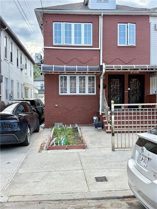 2514 E 24th St, Brooklyn, NY, 11235-2515 | Card Image