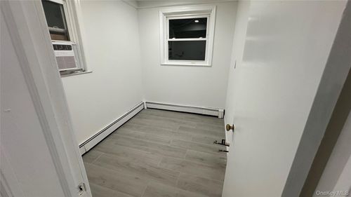 15009 89th St, Howard Beach, NY, 11414-1549 | Card Image