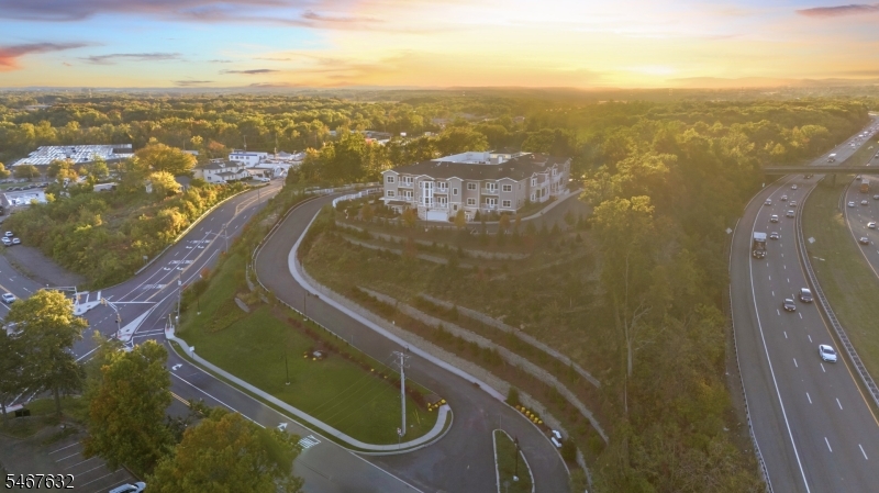 Residential Lease in Montville Twp. 3
