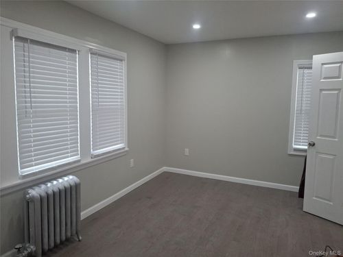 2-19414 115th Rd, Saint Albans, NY, 11412-2710 | Card Image