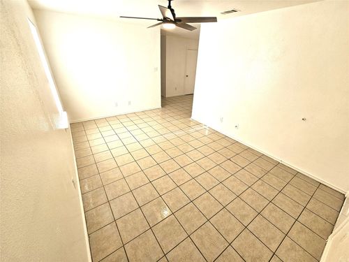 2837 Avenue J, Fort Worth, TX, 76105-3044 | Card Image