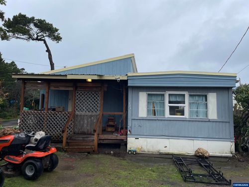 374 Nw 59th St, Newport, OR, 97365 | Card Image