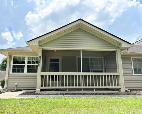3662 Colony Hill Dr, Zanesville, OH, 43701-7508 | Card Image