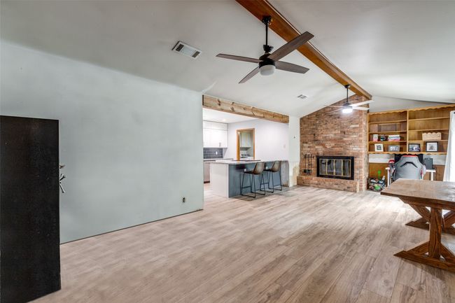 1001 Windsor Dr, House other with 3 bedrooms, 2 bathrooms and null parking in Sherman TX | Image 6