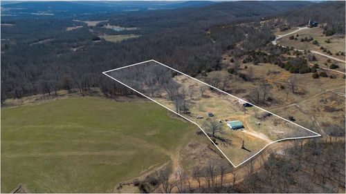 3641 W Kessler Mountain Rd, Fayetteville, AR, 72701-8066 | Card Image