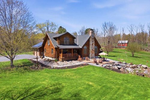 856 Matteson Rd, Bennington, VT, 05201 | Card Image